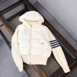 톰브라운 여성 패딩 1759137844